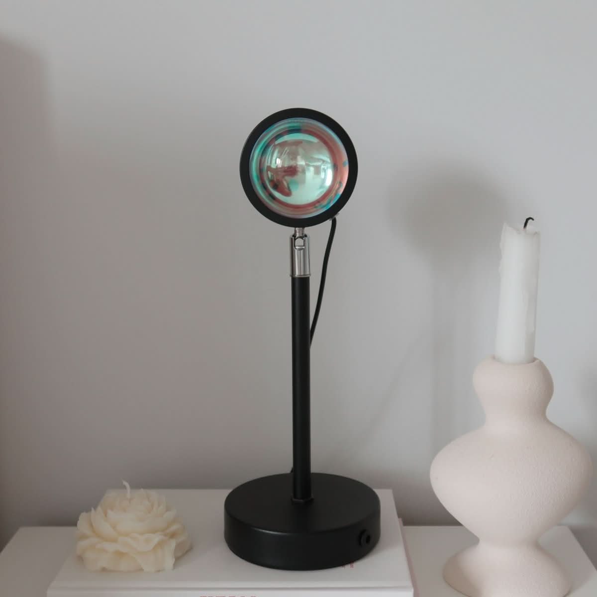 Sunset Glow Projection Lamp – 16 Color Options, 180° Swiveling Head