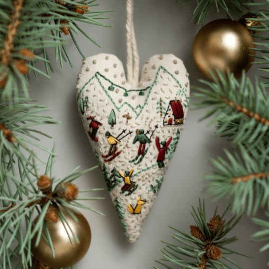 JoyHeart™ Santa Embroidery Kit — Create Heartfelt Holiday Magic with Your Own Hands