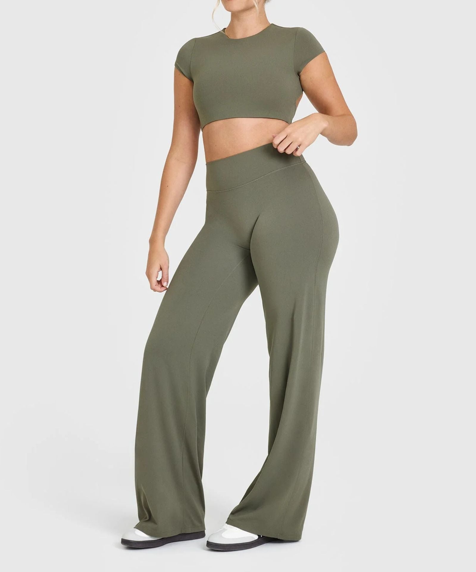 VeloraFlex™ — Sculpt Your Curves and Feel Unstoppable All Day Long