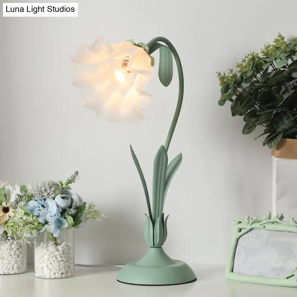 Countryside Frosted Glass Night Lamp – Flower-Shaped, Single-Light Table Lamp for Kids’ Rooms (Available in Pink or Green)