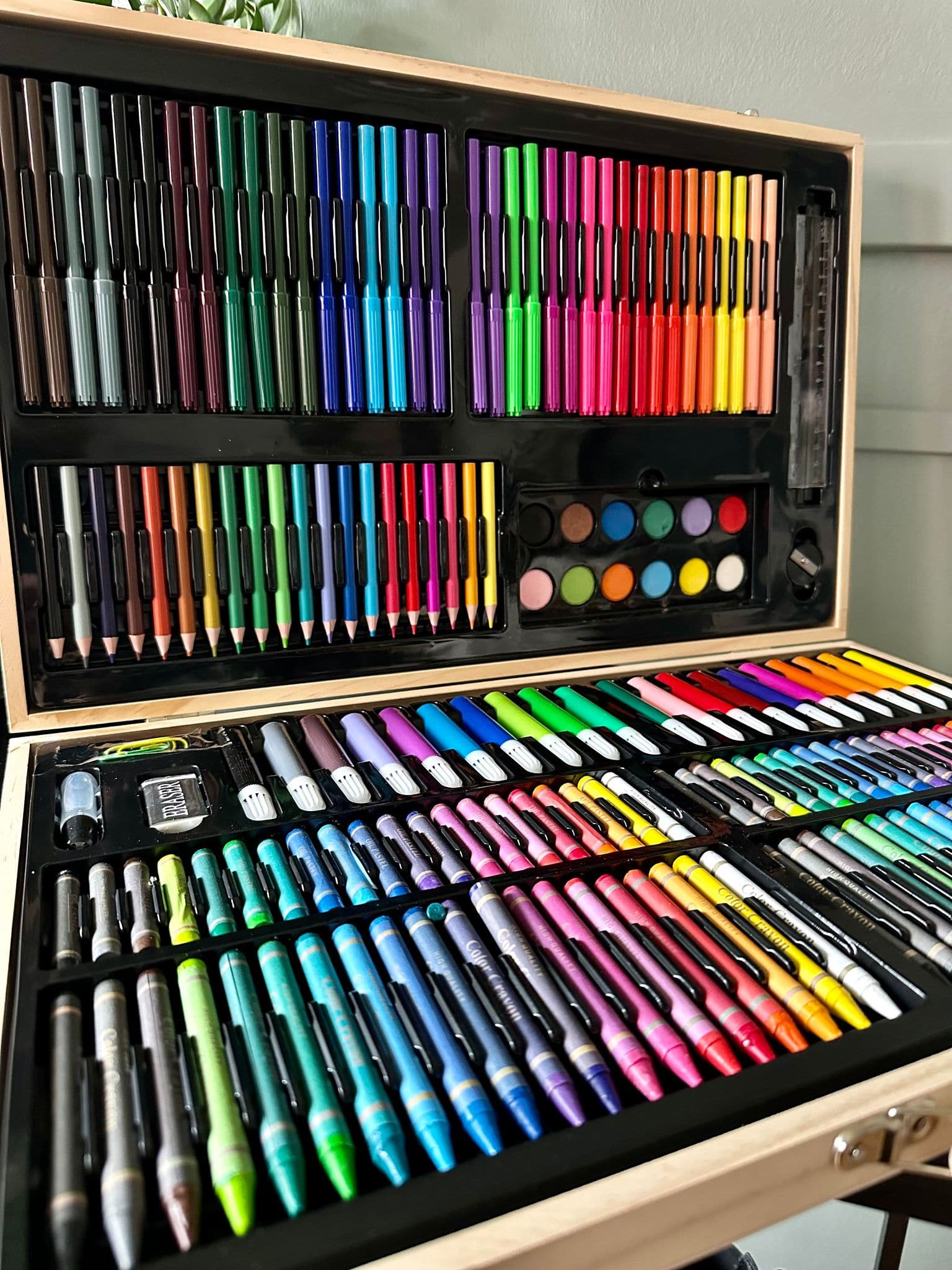 Unleash Your Creativity with 180 Colors and Tools