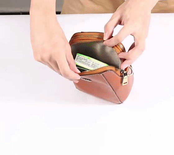 VeraLoft™ Crossbody — Effortless Style and Freedom to Move Hands-Free