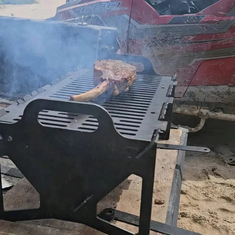 Compact Grill – Enjoy Barbecue Anywhere in Just 60 Seconds