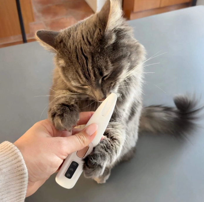 VelvetPaw™ — Effortless Trims for Calm, Confident Pets Every Time