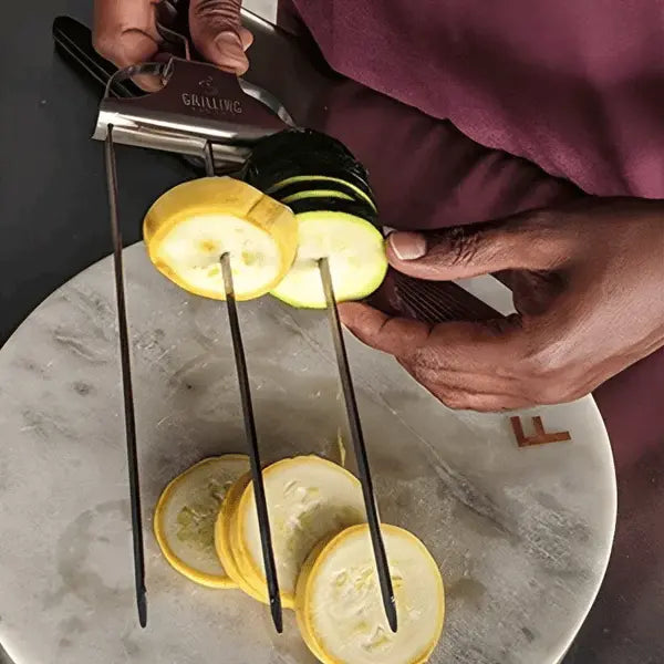 Stainless Steel BBQ Skewer | Double-Tine Design | Slide Scraper for Easy Cleaning | SpießPro