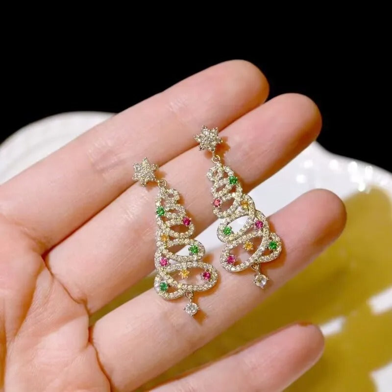LumaBelle™ Christmas Earrings — Shine Bright All Season with Featherlight Festive Glam