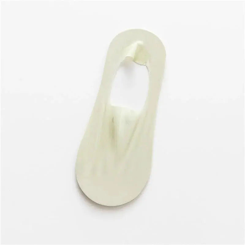 GlideNest™ — Stay Invisible and Slip-Free with All-Day Cloud-Like Comfort