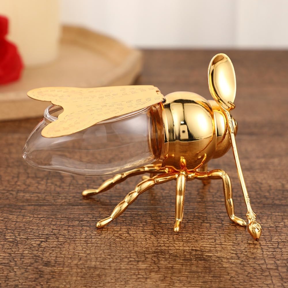 Transform Your Kitchen into a Stylish Honey Paradise Full of Charm and Order