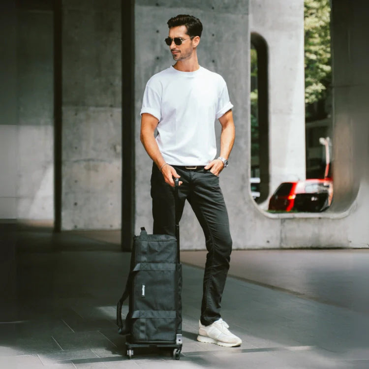Travel with Impeccable Clothing and Effortless Style