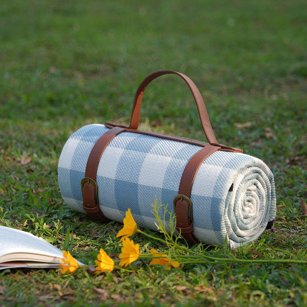 Cozy Waterproof Comfort Wrap for On-the-Go Snuggles