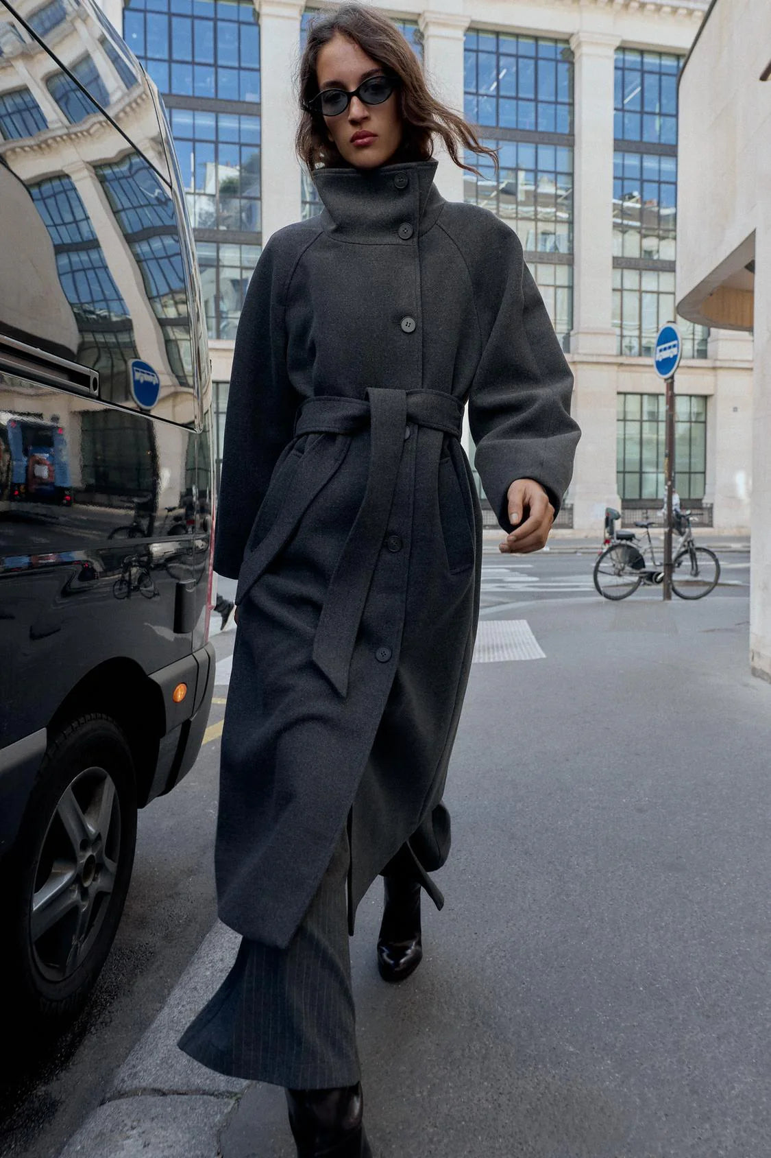 Luxaira™ Wool Coat — Shape Your Warmth with Sleek Confidence Every Day