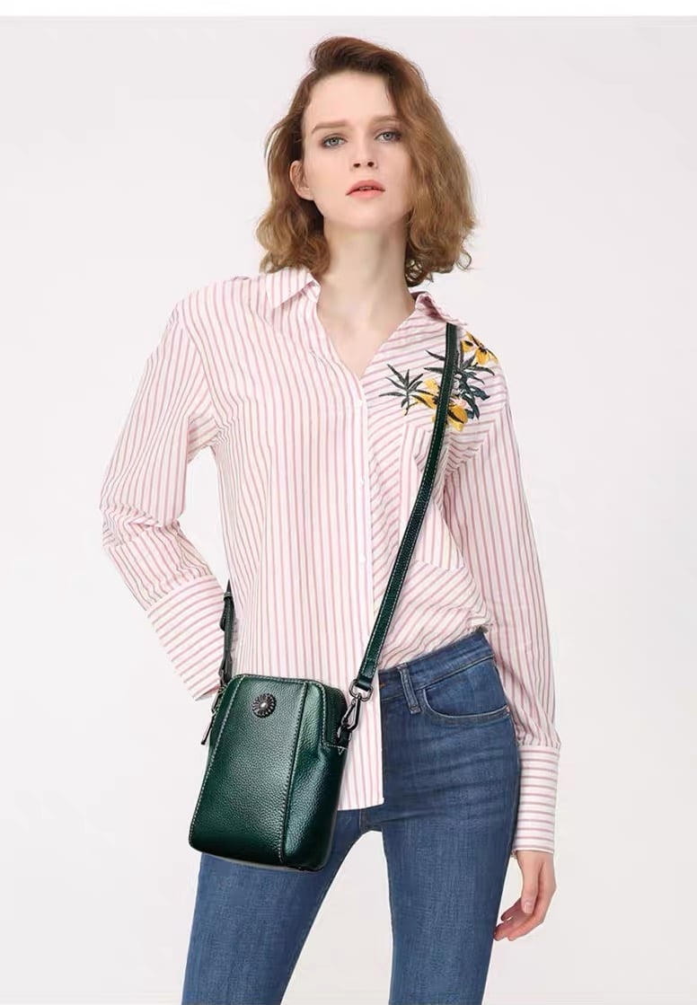 VeraLoft™ Crossbody — Effortless Style and Freedom to Move Hands-Free