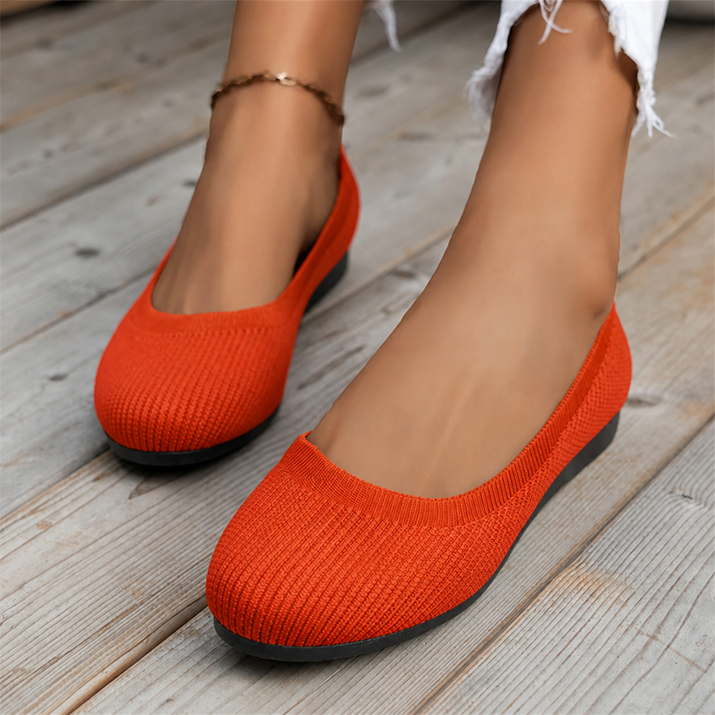 StrideEase™ — Walk Pain-Free All Day with Cloud-Like Comfort and Support