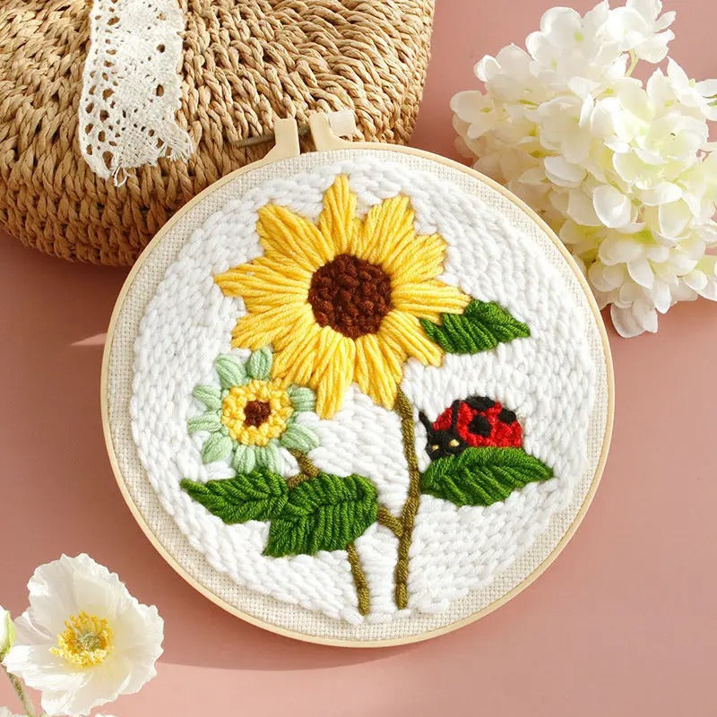 Sewing Kit Sunflower Wool + Pad + Bamboo Loop