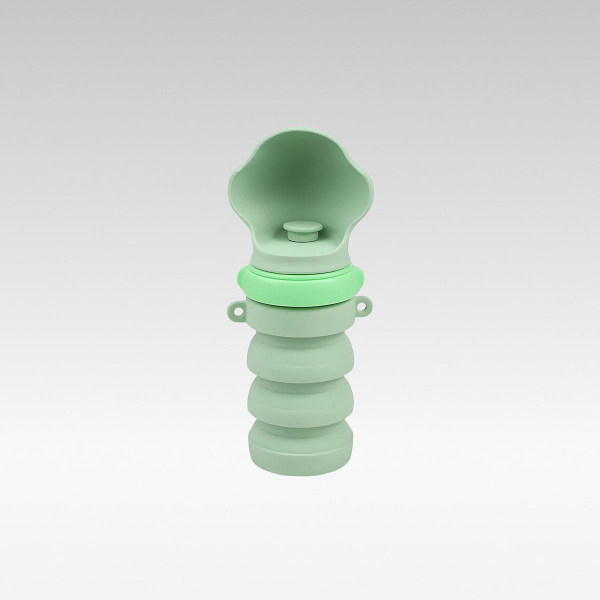 Collapsible Water Bottle for Pets – Travel-Friendly Design