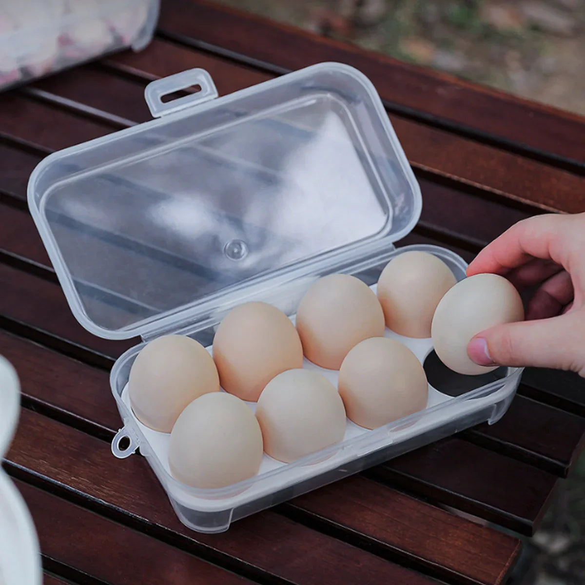 Portable Egg Carrier for Outdoor Use