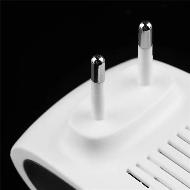Ultrasonic Squirrel Repellent for Gardens and Yards - 48 Hour Effect