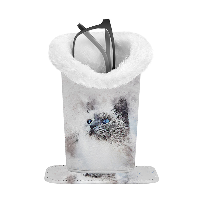 Cozy Protection for Your Glasses – Keeps Them Spotless and Accessible