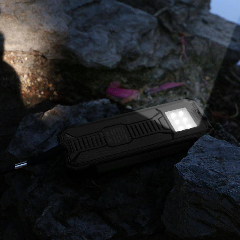Solar Charger Power Bank 20000mAh with Built-in Flashlight