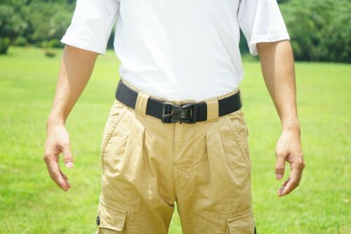 Tactical Web Belt in Durable Nylon with Quick-Release Buckle