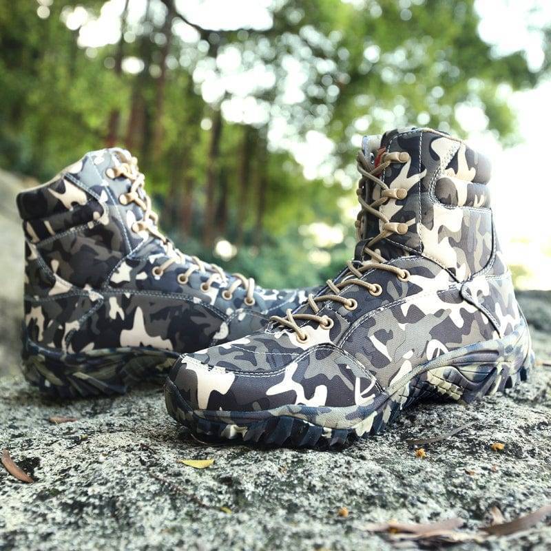 Canvas Hiking Boots in Camouflage Design