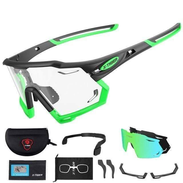 Outdoor Sports Sunglasses with Photochromic Lenses for Cycling