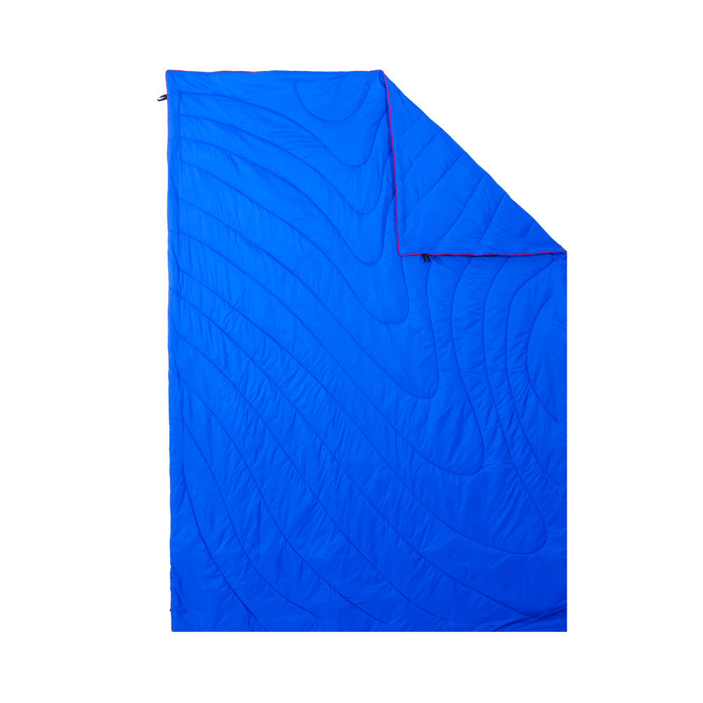 Lightweight Waterproof Camping Blanket for Wearable Use