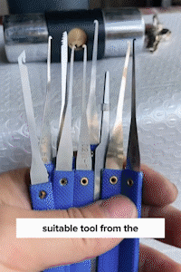 Broken Key Extractor Set – Easily remove broken keys from any lock!