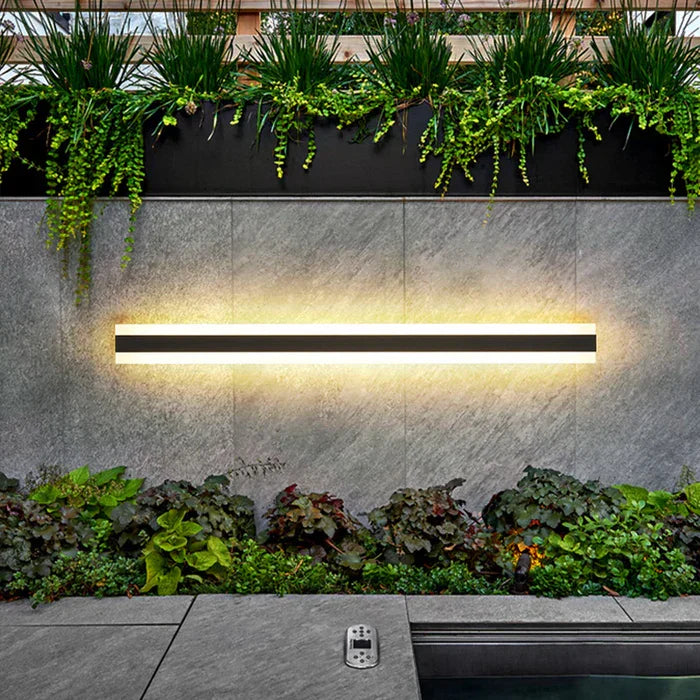 Outdoor LED Wall Lamp – Stylish Illumination for Any Entrance Space