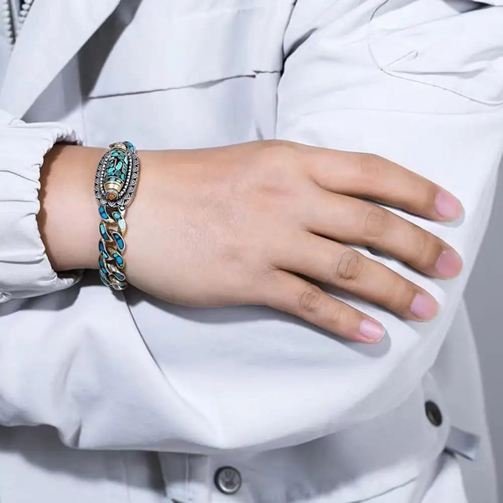 Feel Secure and Relaxed Daily with Stylish Inner Balance