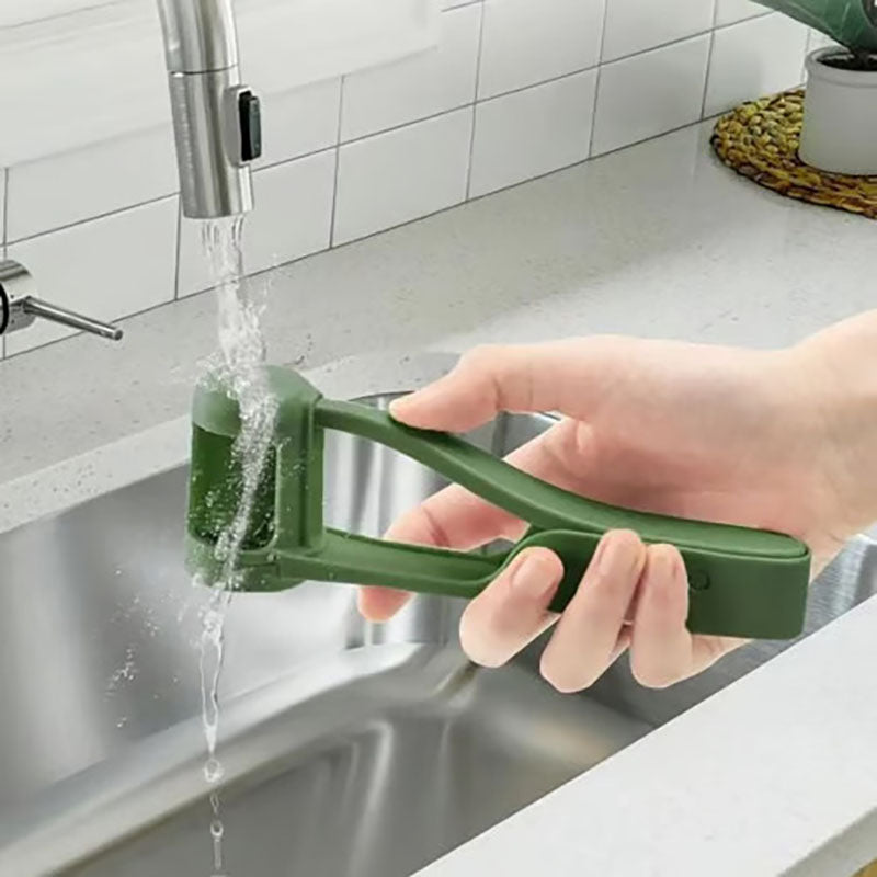 Fruit Slicer – Quickly Cut Neat Quarters without Mess!