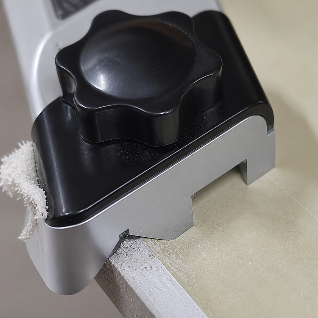 TitanEdge™ — Master Every Cut with Effortless Precision and Unbeatable Control