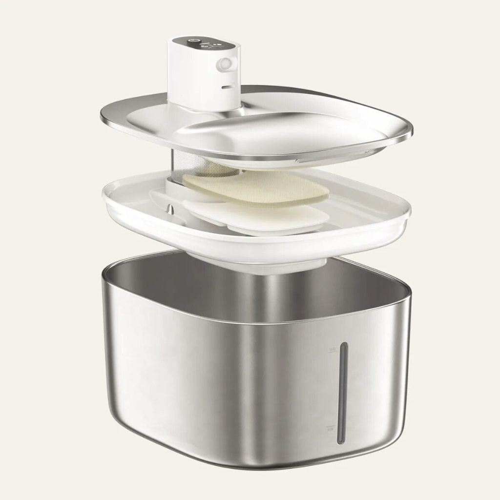 Cat Water Fountain – The Drinking Solution Your Feline Will Use