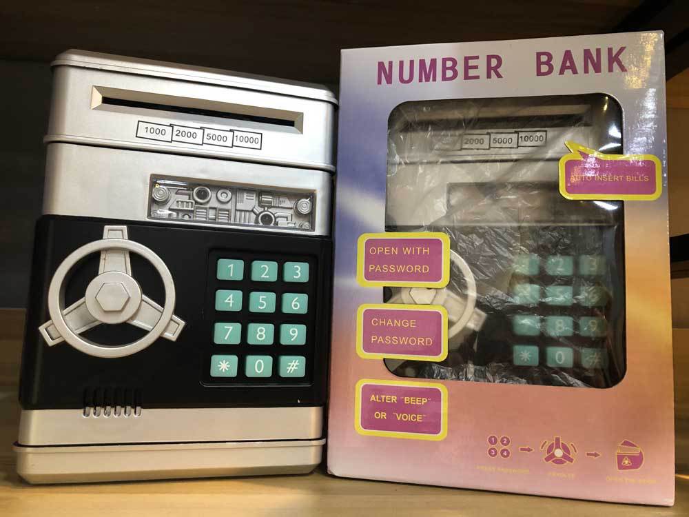 Mini Piggy Bank - Safeguards Pocket Money and Turns Saving into Fun Adventure for Kids