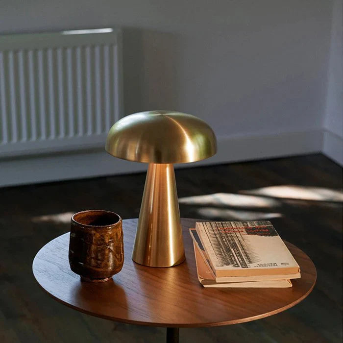 Shroom-Style Table Lamp – Wireless and Rechargeable