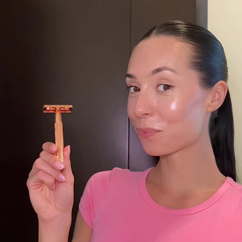 Lunara™ — Experience Silky, Irritation-Free Skin That Glows With Every Shave