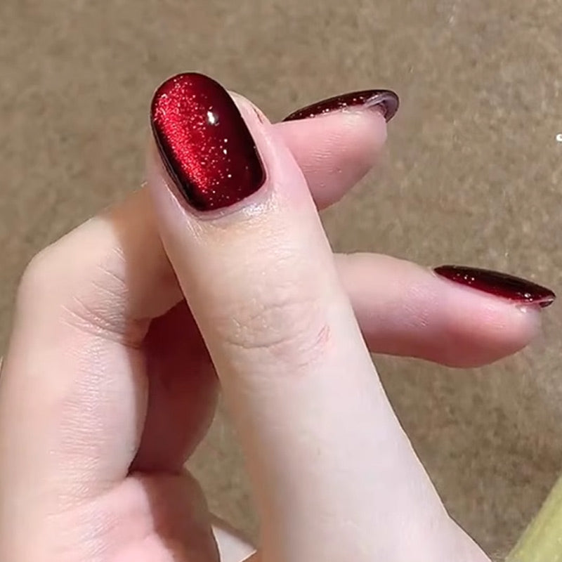 Get 1 Free | Alluring Cat Eye Nail Gloss for Eye-Catching Nails