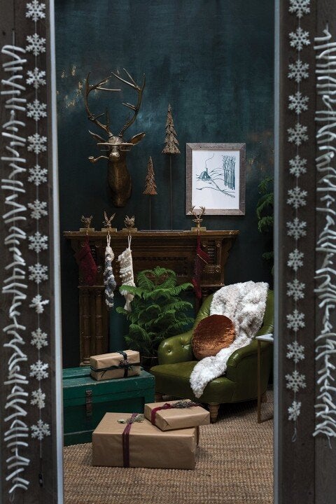Deer Head Wall Decor – Adds Character to Any Room