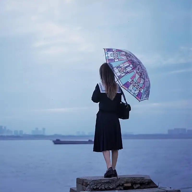 VitraLuxe™ Prism Umbrella — Turn Every Rainy Day into a Dazzling Style Celebration