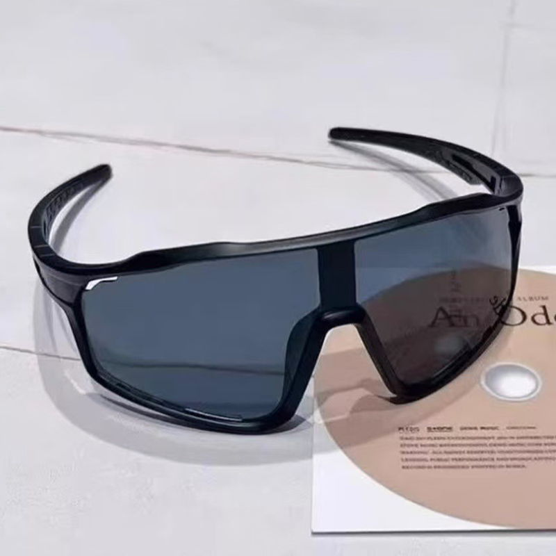 Photochromic Sports Sunglasses with UV Protection