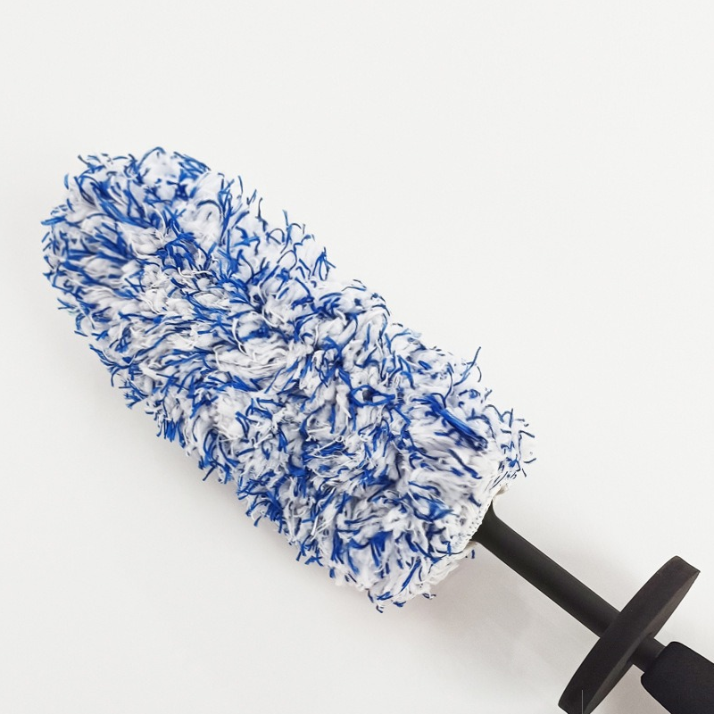 Scratch-Free Microfiber Wheel Brush