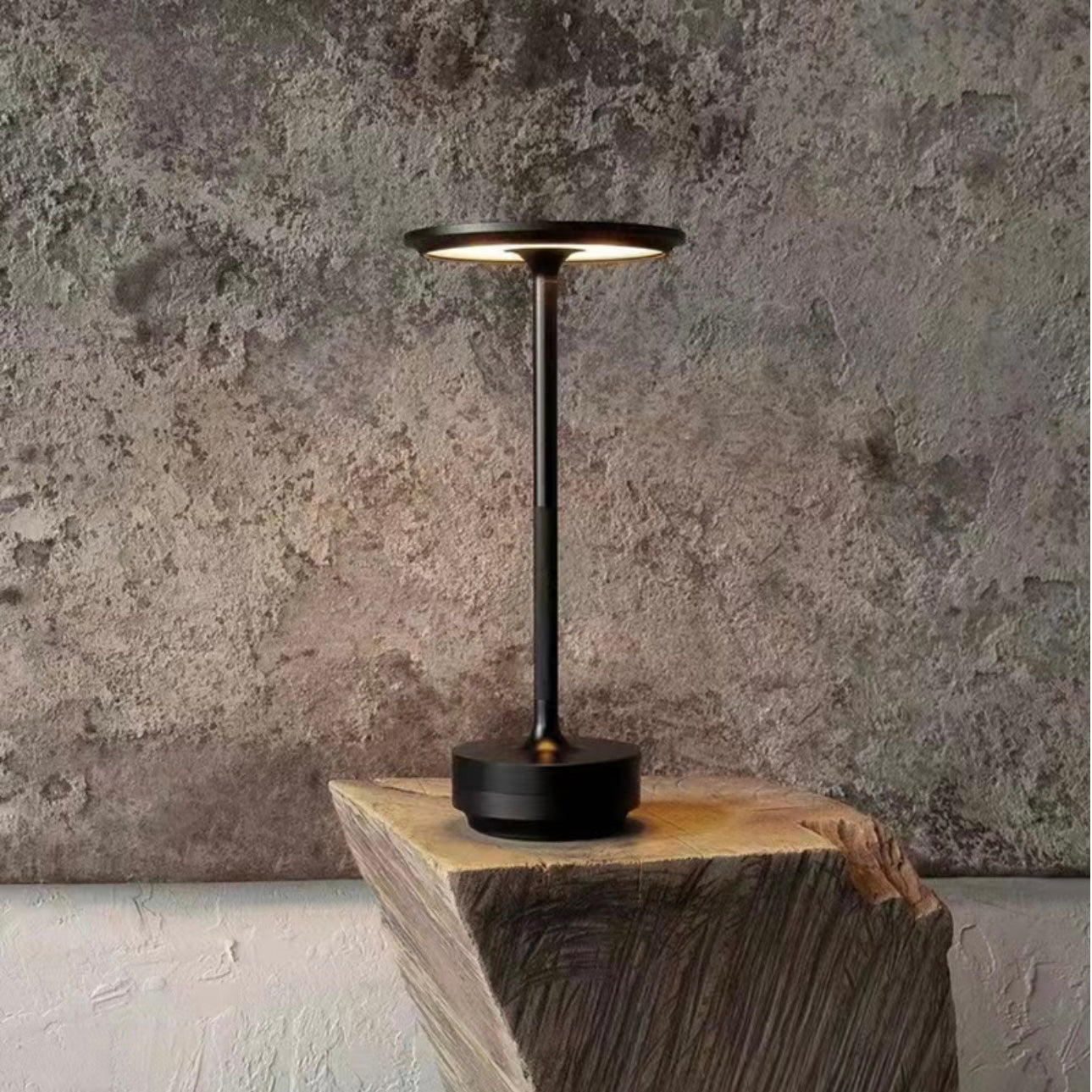 Wireless LED Desk Lamp with Touch Dimmer – Aluminum, IP44