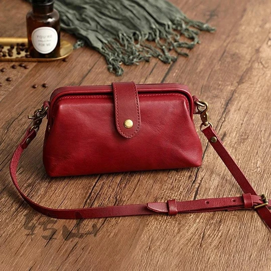 Stylish Organizer for Timeless Elegance and Ample Space