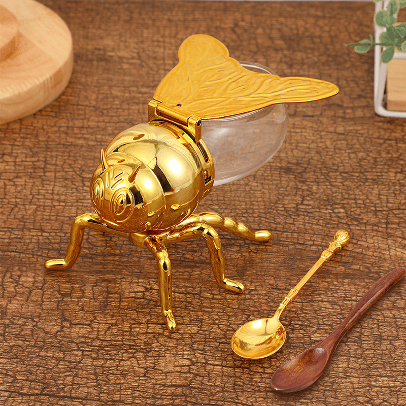 Transform Your Kitchen into a Stylish Honey Paradise Full of Charm and Order
