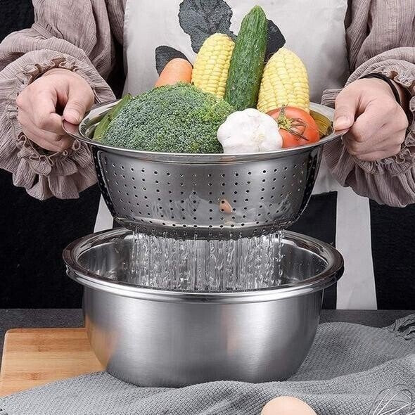 3-Piece Mixing Bowl Set in Stainless Steel with Grater and Sieve