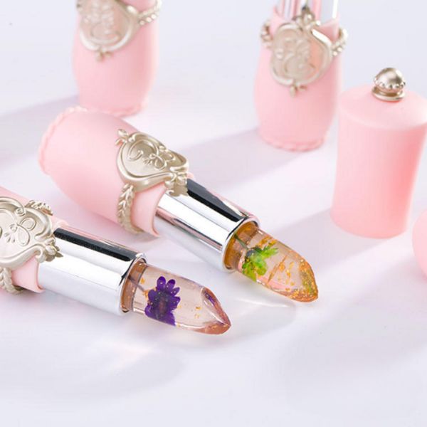 RaminaKiss™ — Instantly Transforms Lips into a Plush, Protective, Perfectly-Tinted Pout