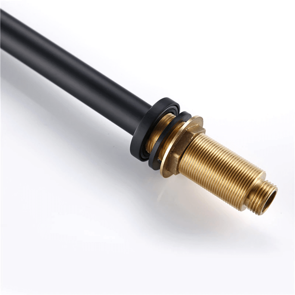 Modern Solid Brass Kitchen Faucet - Durable and Stylish Design