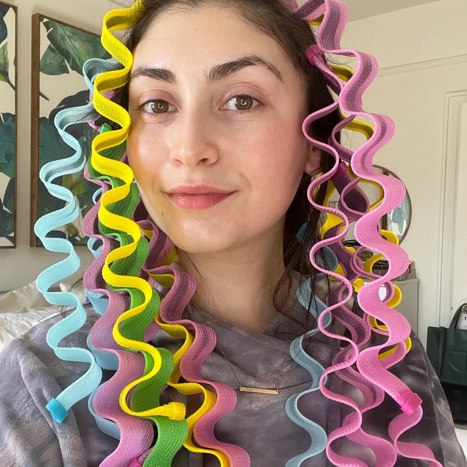 Gentle Curl Creator for Radiant Hair and Boosted Confidence