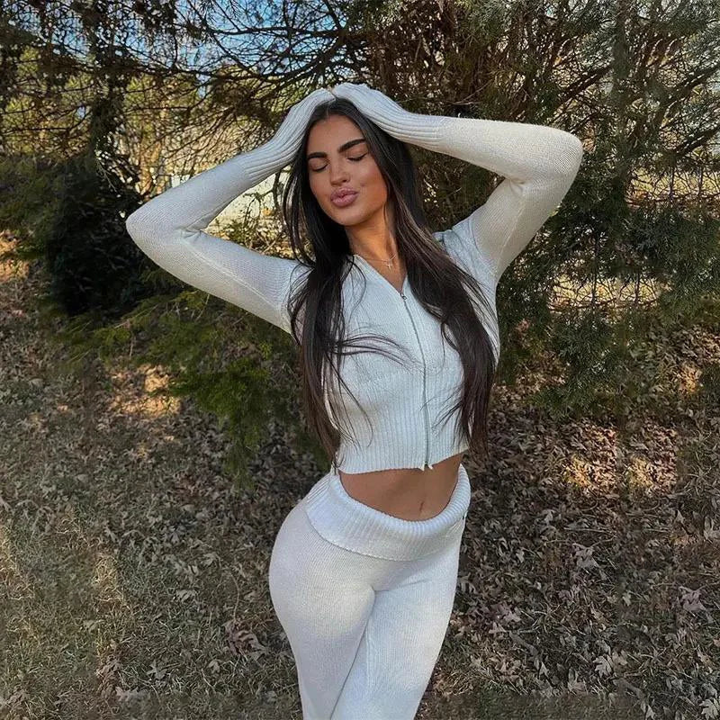 VelaLuxe™ Set — Wrap Yourself in All-Day Softness and Effortless Style