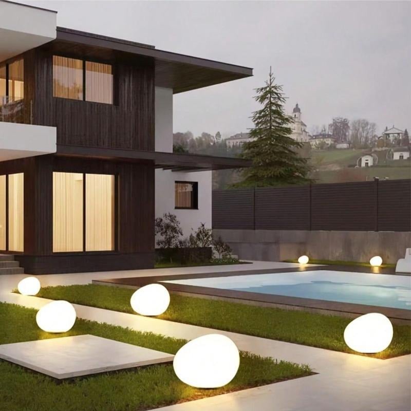 Wireless Garden Light for Enchanting Evenings with Warm Glow